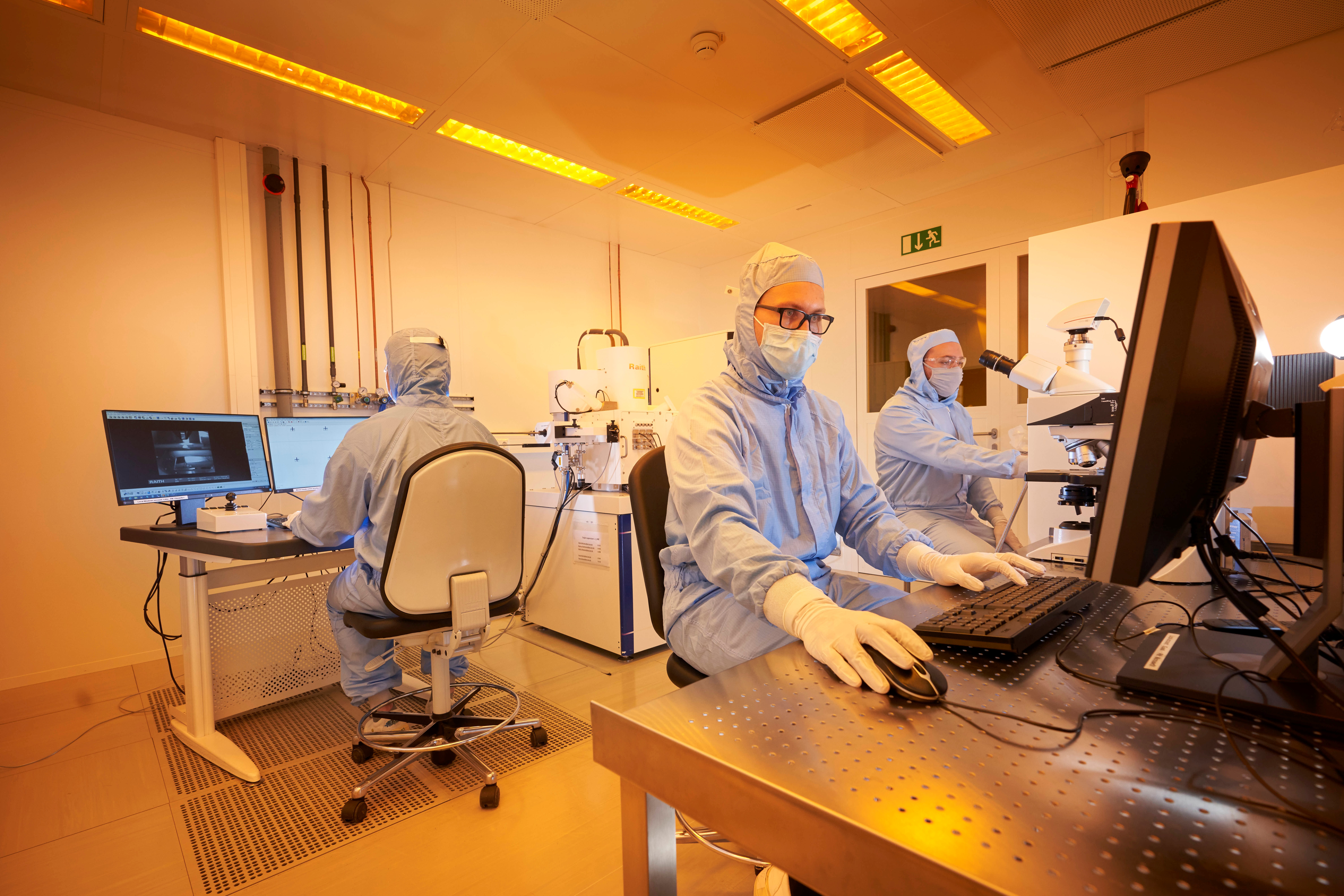 Labormitarbeiter Munich Center for Quantum Science and Technology Labormitarbeiter Munich Center for Quantum Science and Technology